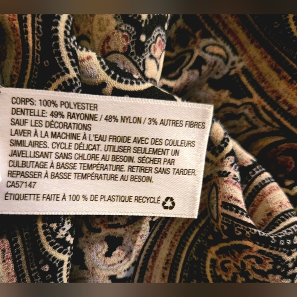 Lg. Elegant Paisley Women's Blouse With Long Sleeves From Xhilaration - Picture 11 of 11